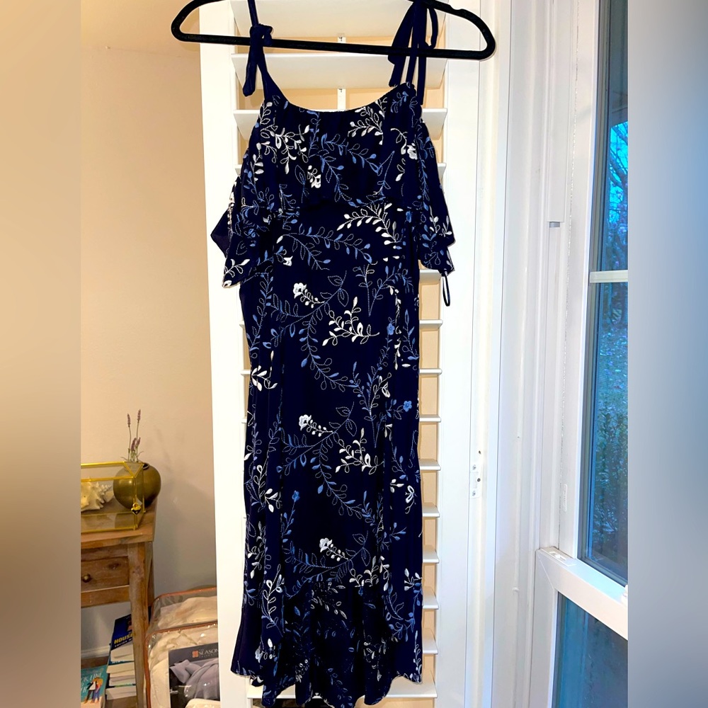 Navy blue floral fitted dress